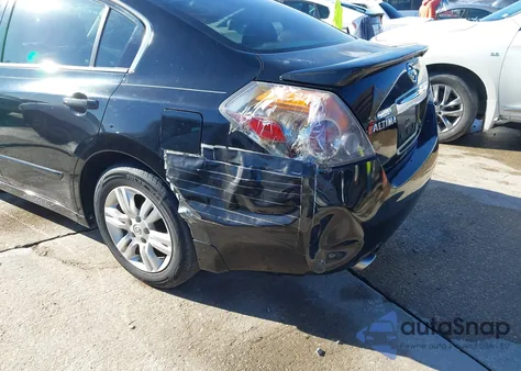 2011 Nissan Altima 2.5 S z USA, uszkodzony, nr VIN 1N4AL2AP8BN403254